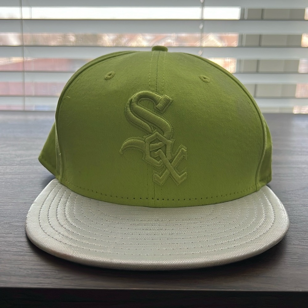 New Era men’s fitted Sox hat